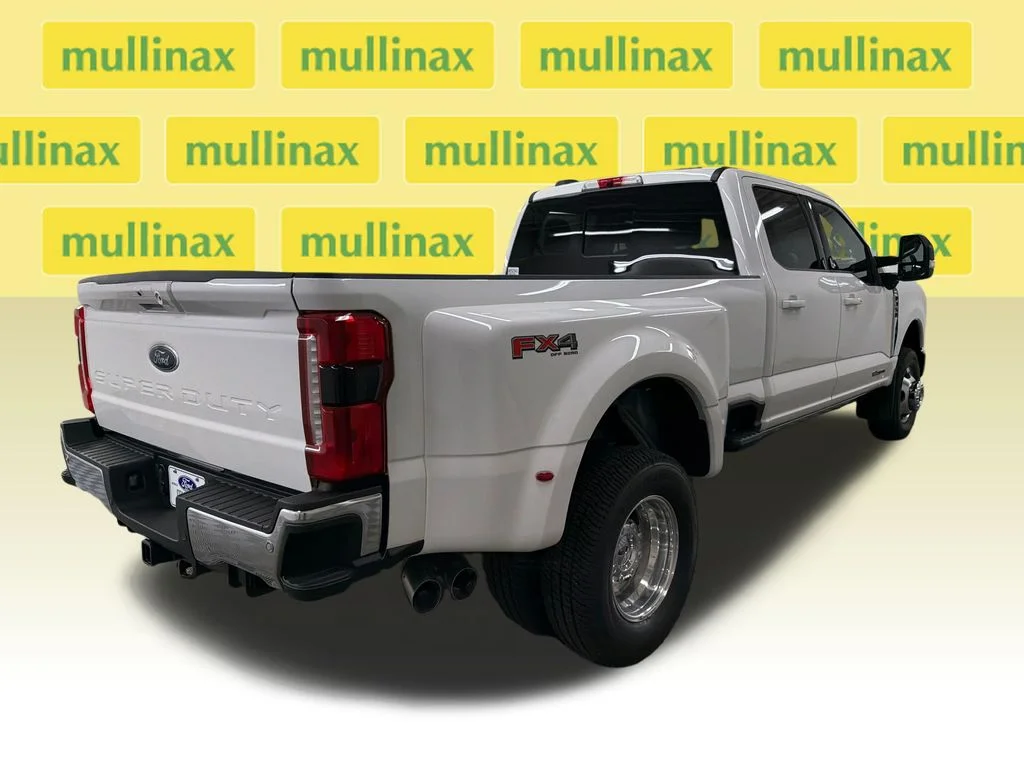 New 2026 White Ford Lariat image 3