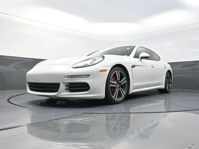 Used 2016  Porsche 4 image 33