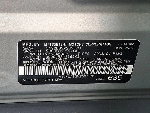 Used 2022  Mitsubishi  image 26