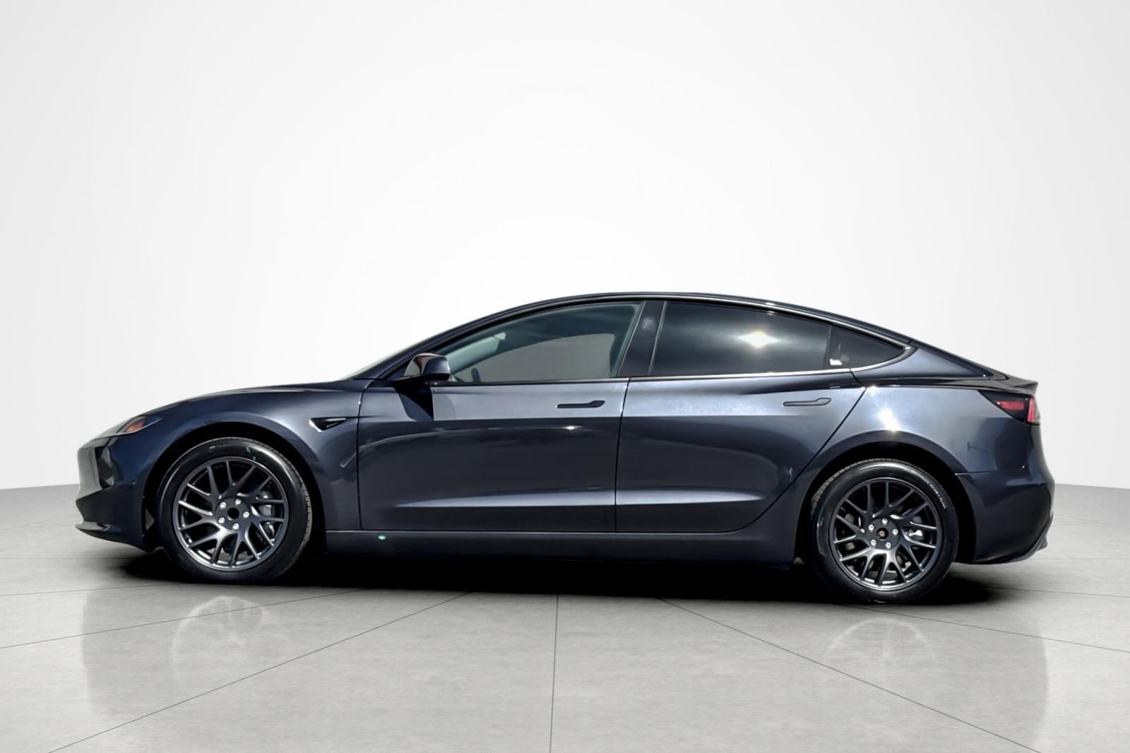 Used 2025 Tesla Model 3 Long Range with VIN 5YJ3E1EA9SF052253 for sale in Carson, CA