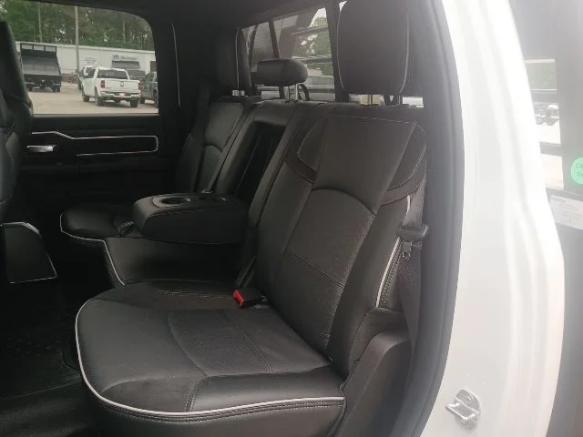 New 2026 Bright White Clear-Coat Exterior Paint RAM Laramie image 16