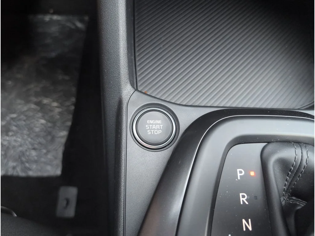 2025 Kia K4 LXS - Photo 37