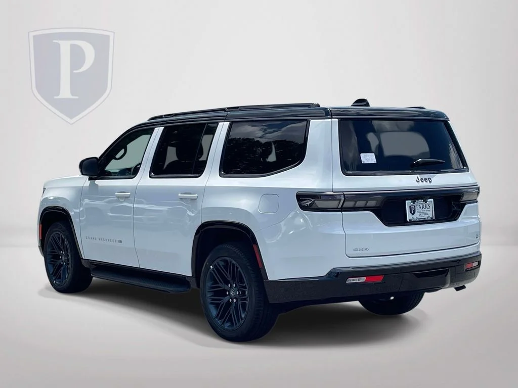 New 2026 Bright White Clear-Coat Exterior Paint Jeep 85th Anniversary Edition image 6