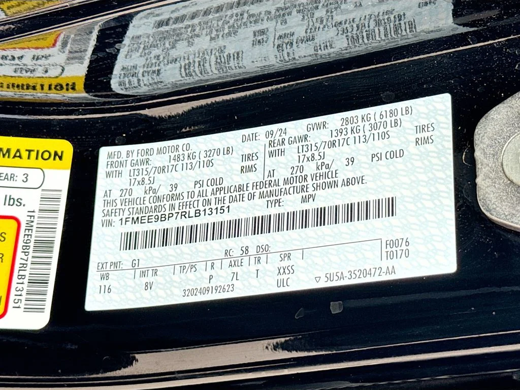 Used 2024 Shadow Black Ford Badlands image 24
