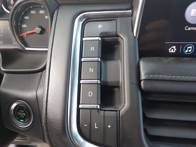 Used 2021 Black Chevrolet Z71 image 18