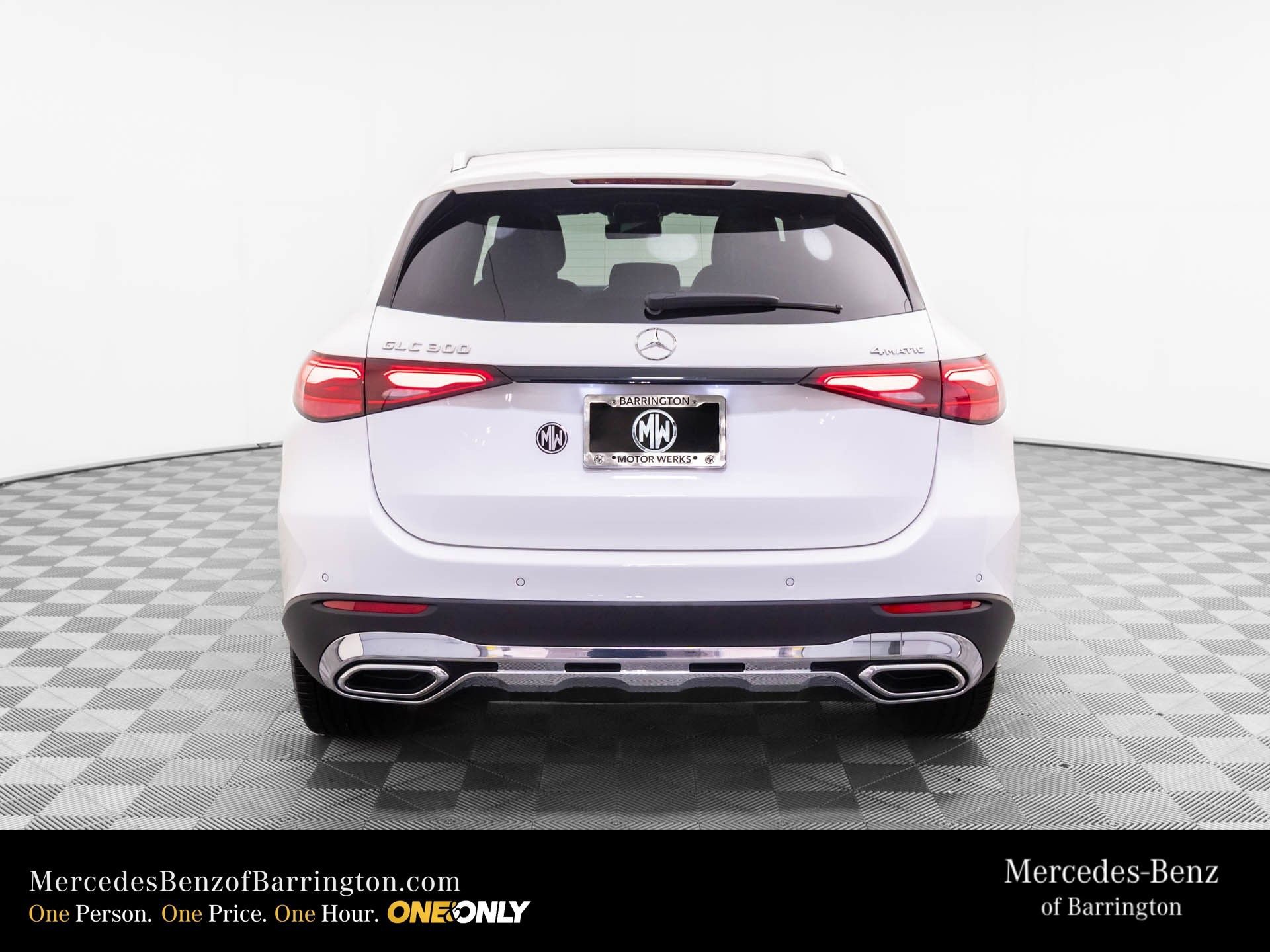 New 2026 Polar White Mercedes-Benz GLC 300 image 45