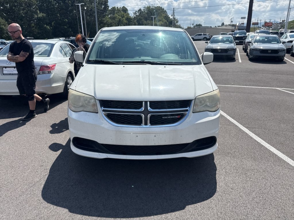 Used 2012 Stone White Clearcoat Dodge SE image 3