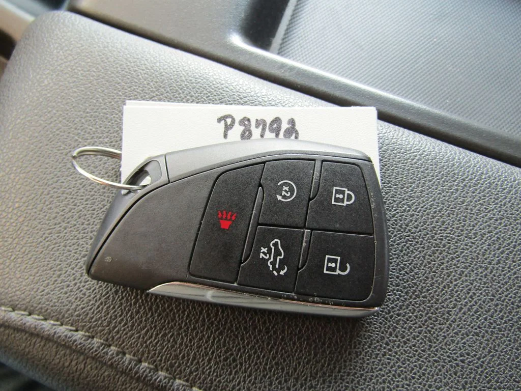Used 2025 Sterling GMC SLT image 22