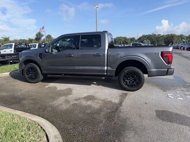 Used 2024 Gray Ford XLT image 8