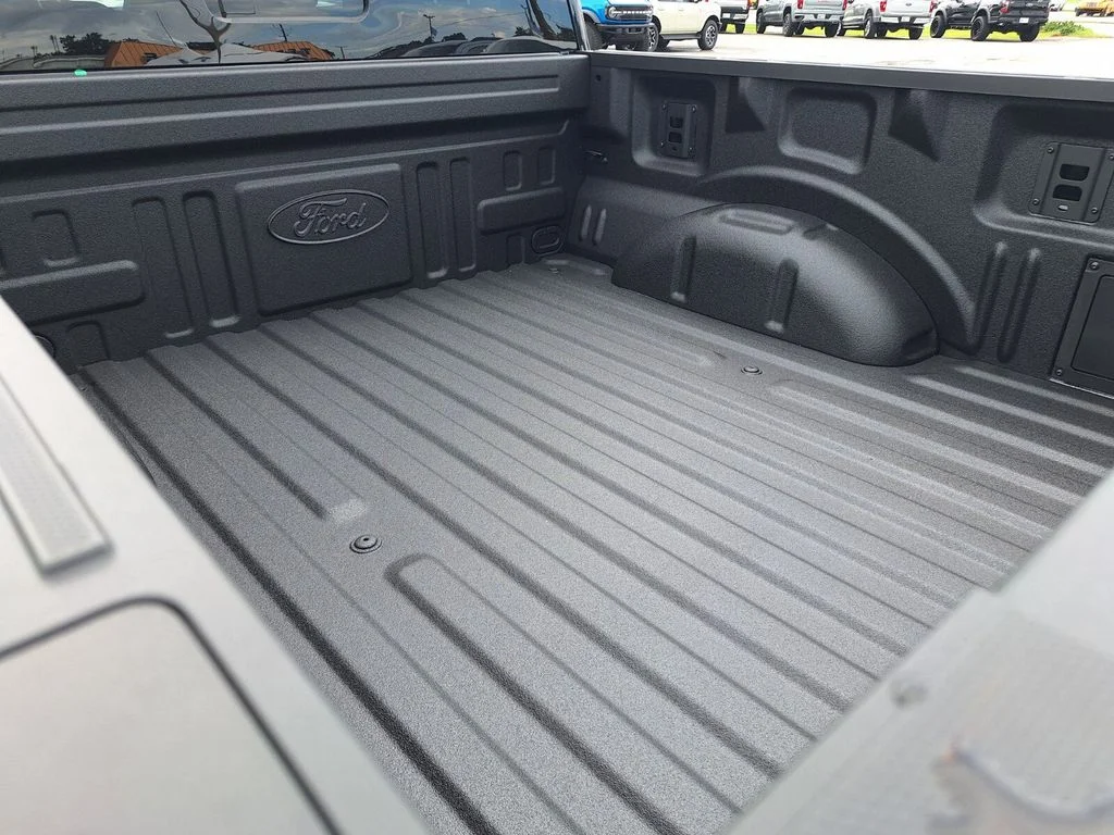 New 2026 Agate Black Metallic Ford King Ranch® image 17