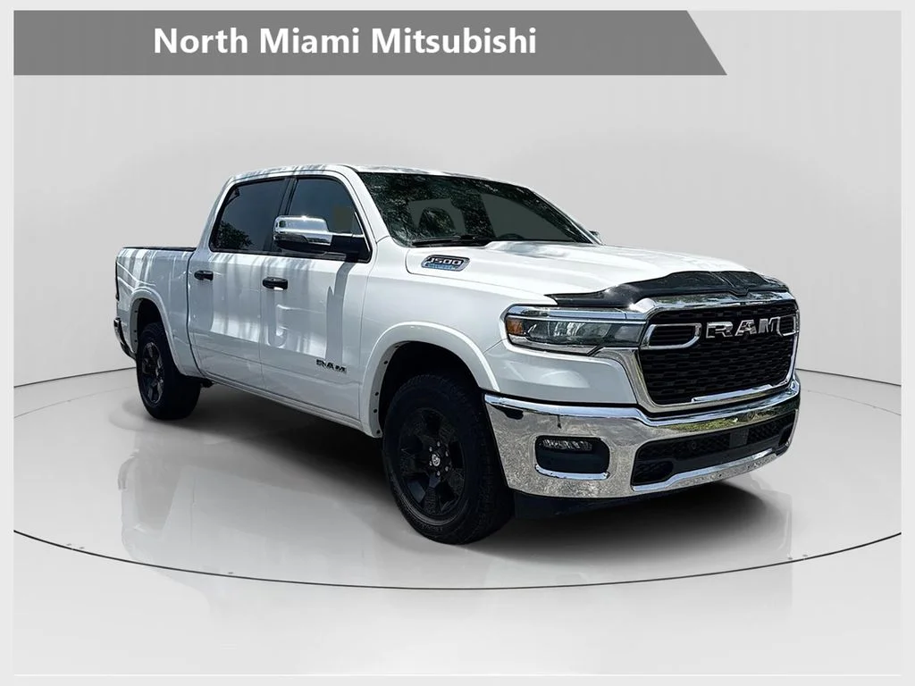 Used 2025 White Ram Big Horn/Lone Star image 1