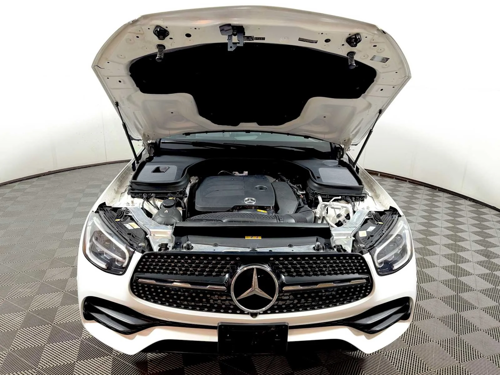2021 Mercedes-Benz GLC GLC300 - Photo 31