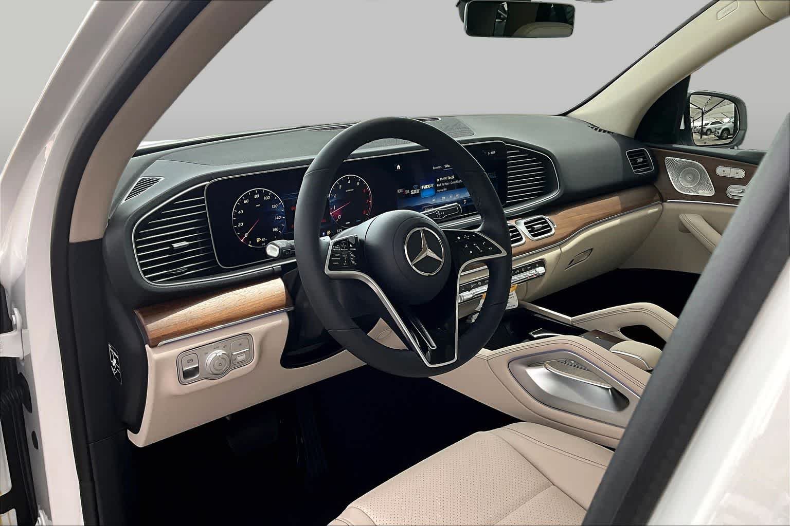 New 2026 Polar White Mercedes-Benz GLE 450 image 10