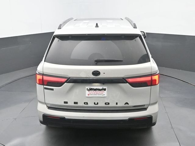 Used 2025 Wind Chill Pearl Toyota Platinum image 15