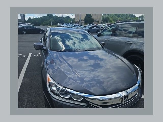 Used 2017 Gray Honda EX-L image 1