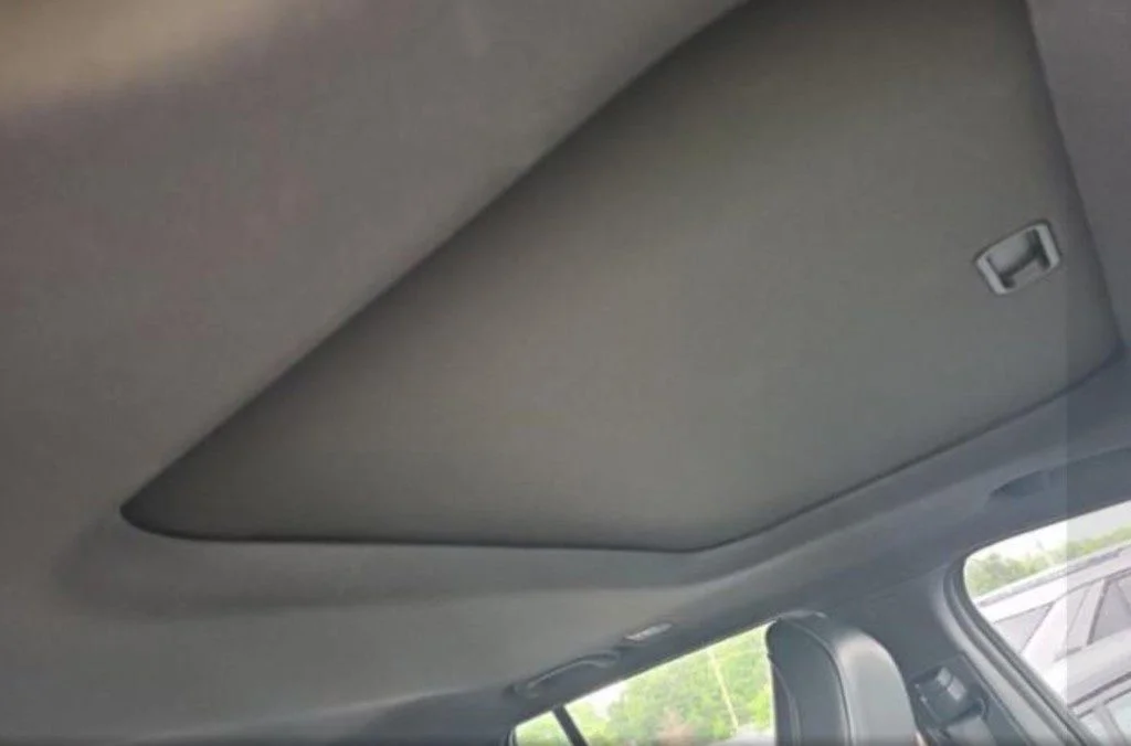 Used 2023 Gray Jeep Altitude X image 7