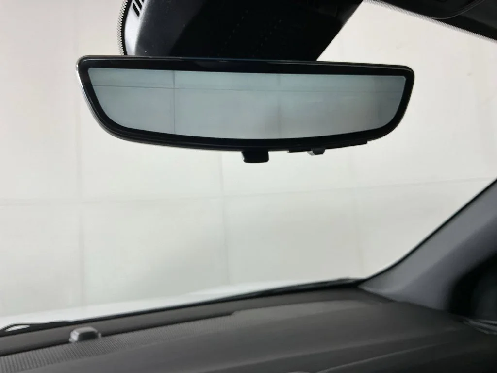 New 2027 Summit White Chevrolet LT image 19
