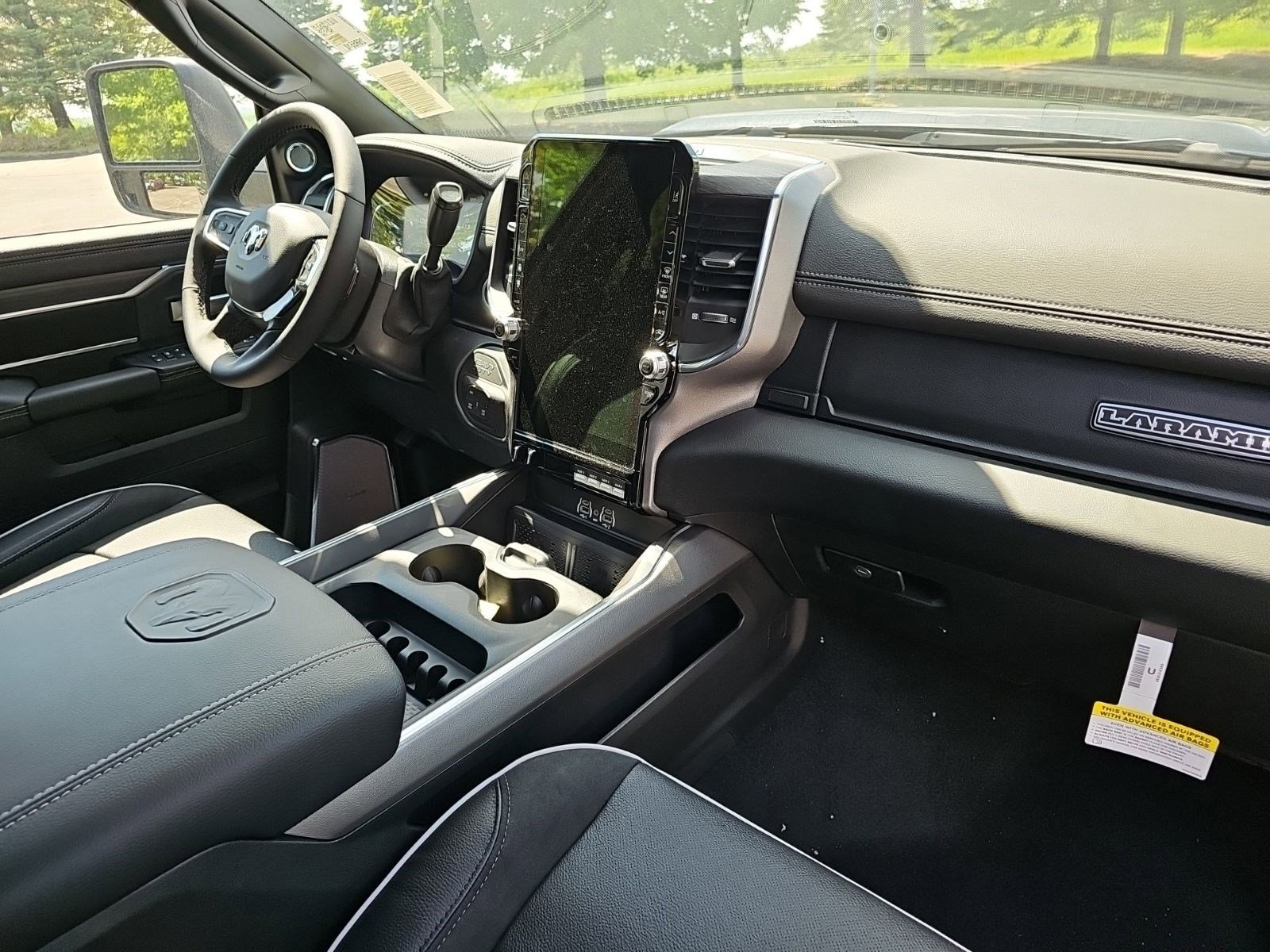 New 2026 Diamond Black Crystal Pearlcoat Ram Laramie image 12