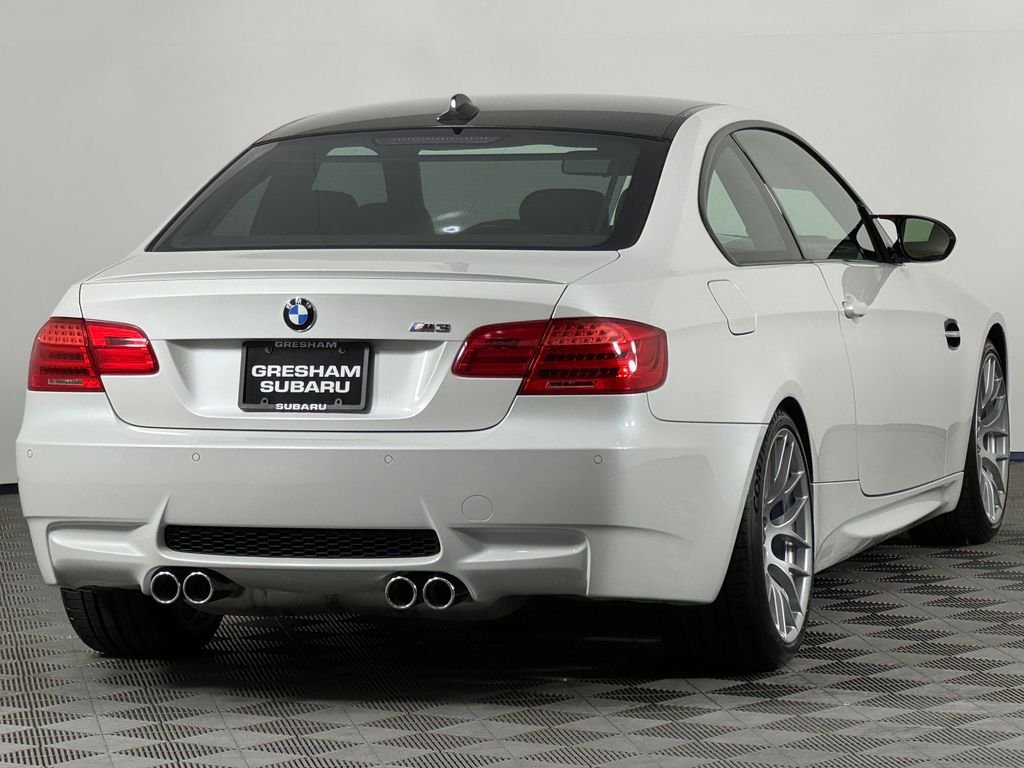 Used 2013 White Metallic BMW Base image 6