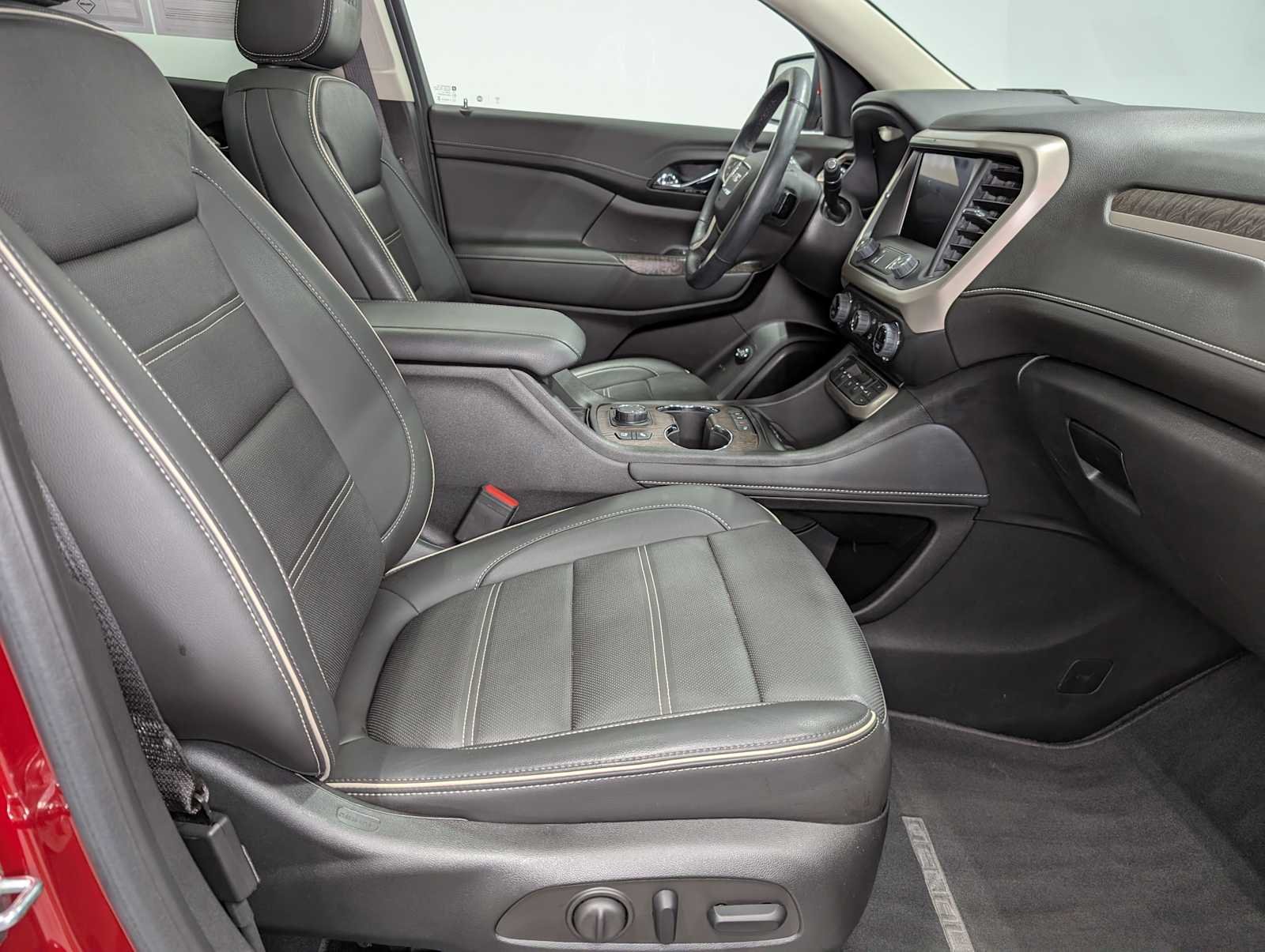 Used 2023 Volcanic Red Tintcoat GMC Denali image 43