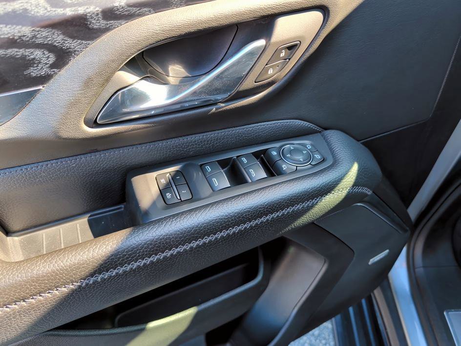 Used 2023 Sterling Metallic GMC Denali image 17