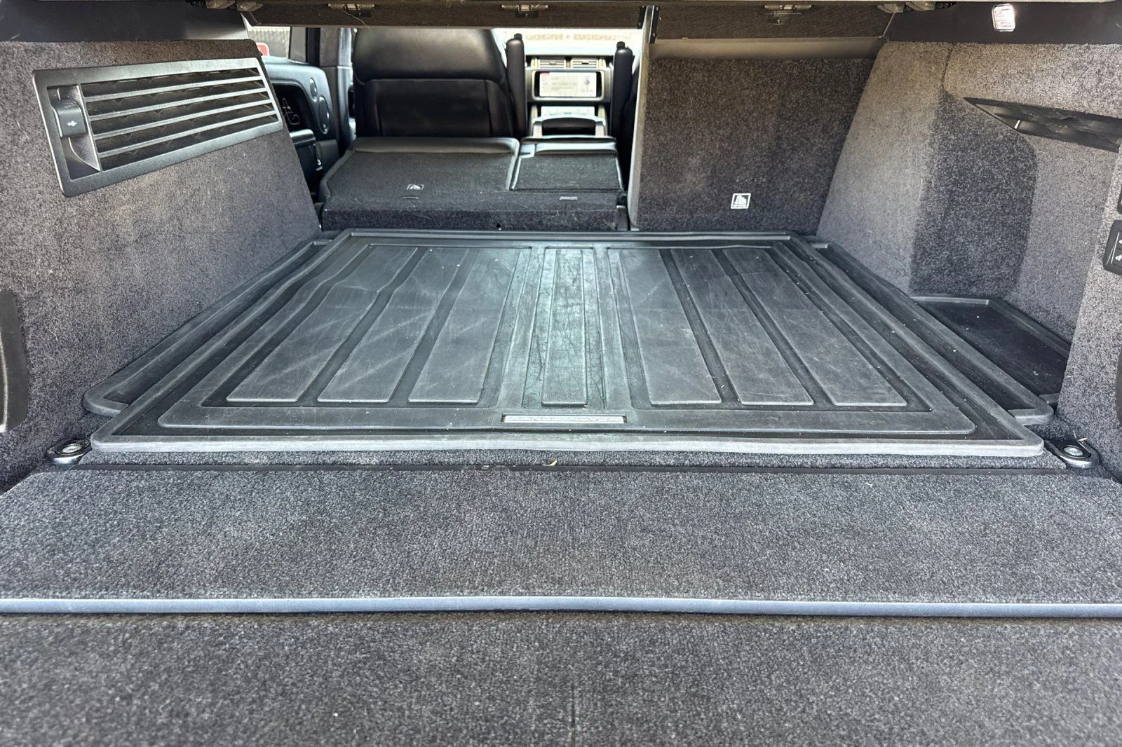 Used 2022 Fuji White Land Rover Westminster image 18
