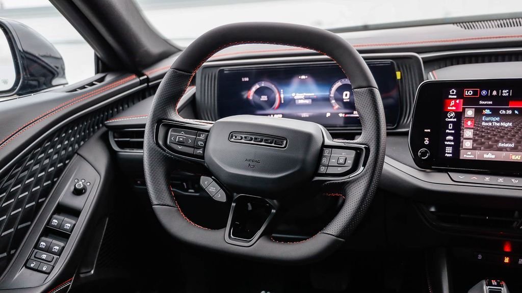 New 2026 Diamond Black Dodge R/T image 18
