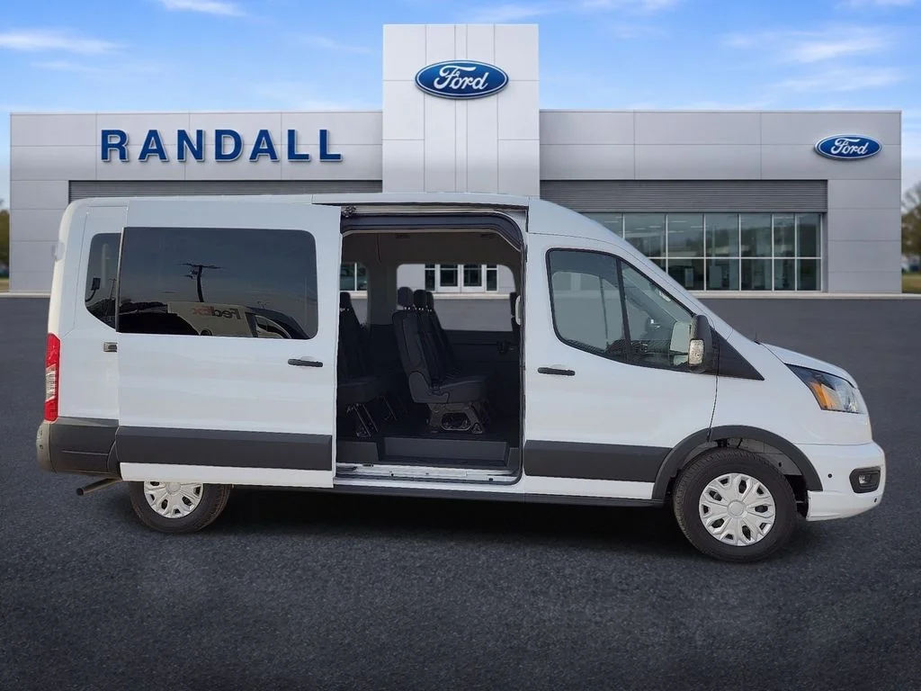 2025 Ford Transit Passenger Van XLT - Photo 7