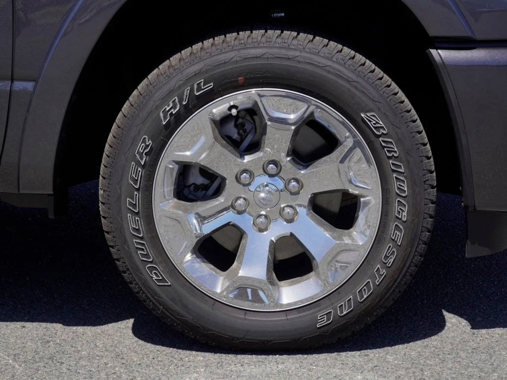 New 2026 Granite Crystal Metallic Clear-Coat Exterior Paint RAM Big Horn/Lone Star image 9