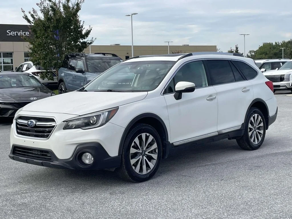 Used 2019 Crystal White Pearl Subaru Touring image 25