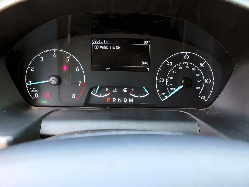 2021 Ford Transit Passenger Van XLT - Photo 16