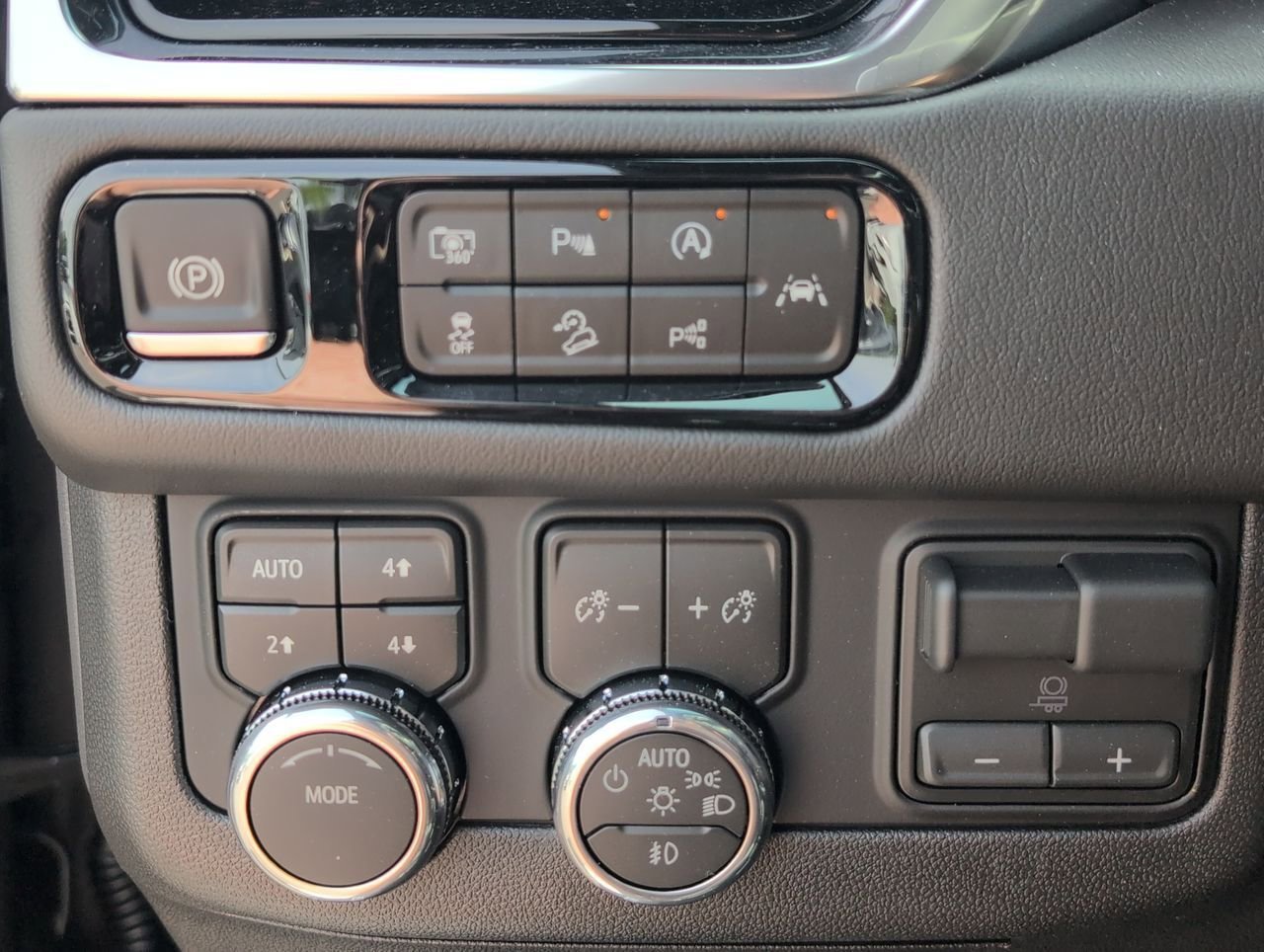New 2026 Onyx Black GMC Denali image 18