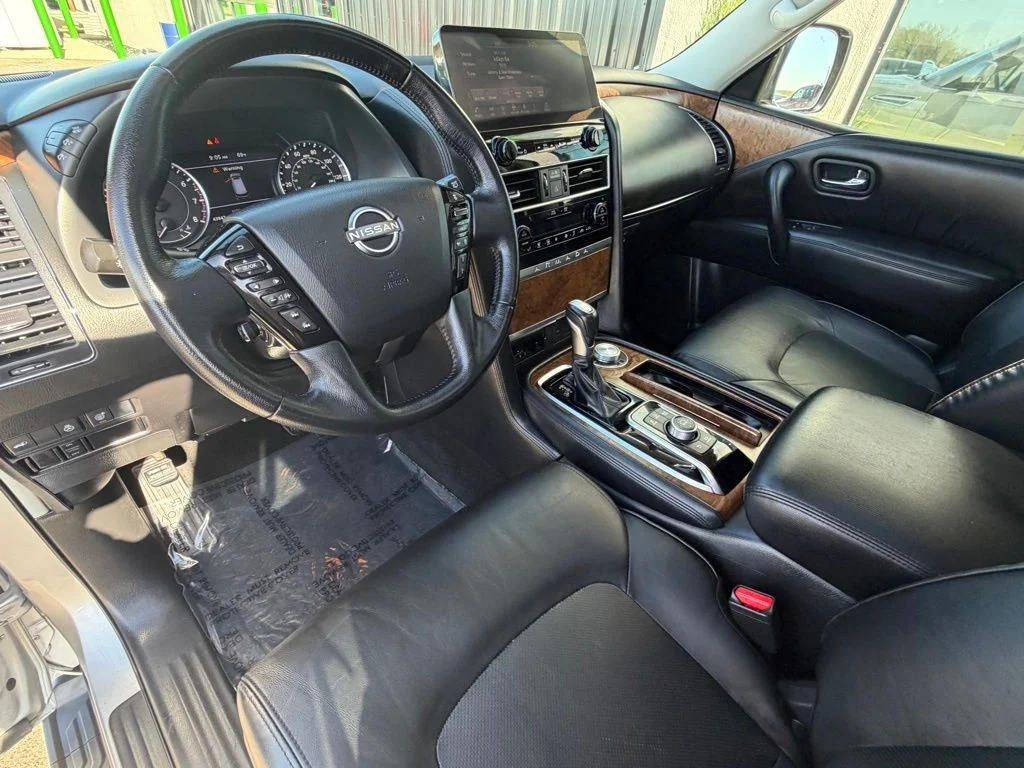 Used 2024 Silver Nissan SL image 10