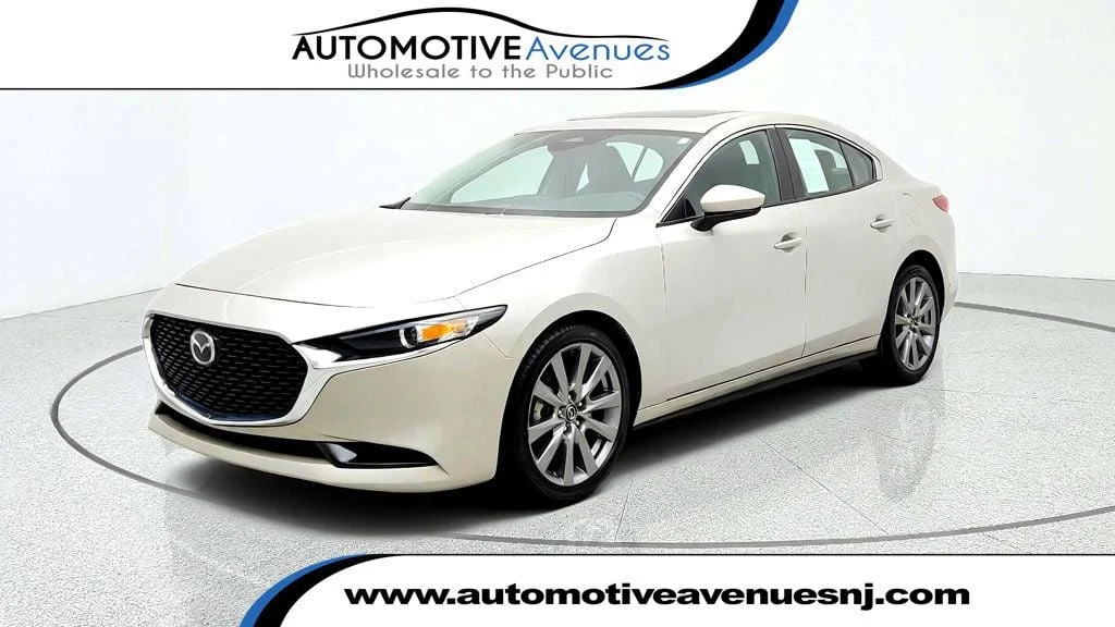 Used 2025 Platinum Quartz Metallic Mazda 2.5 S Preferred FWD image 1