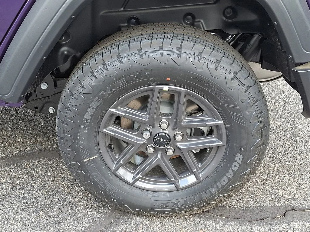 New 2026 Reign Exterior Paint Jeep Sport S image 5