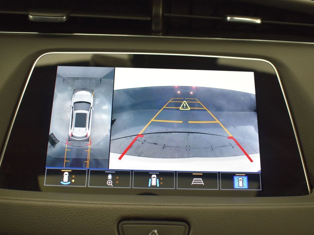 2023 CADILLAC XT4 - Image 17