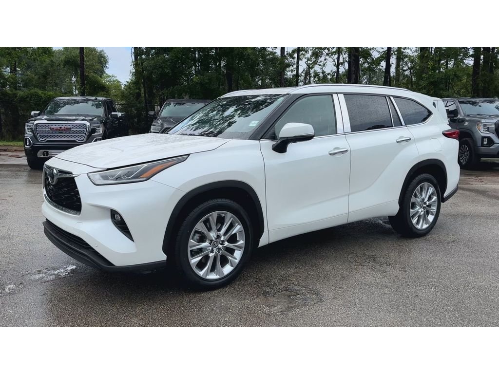 Used 2020 White Toyota Limited image 5