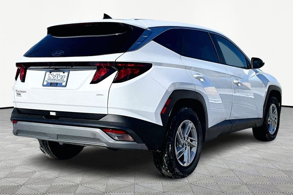 Used 2025 Hyundai Tucson SE with VIN 3KMJACDE3SE017116 for sale in Kansas City