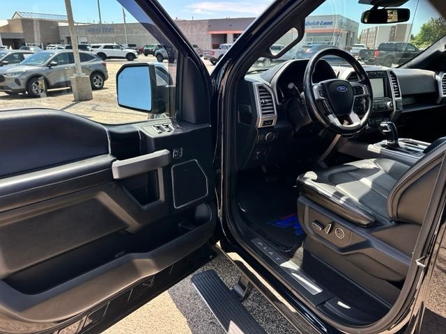 Certified Used 2019 Agate Black Metallic Ford Platinum image 15