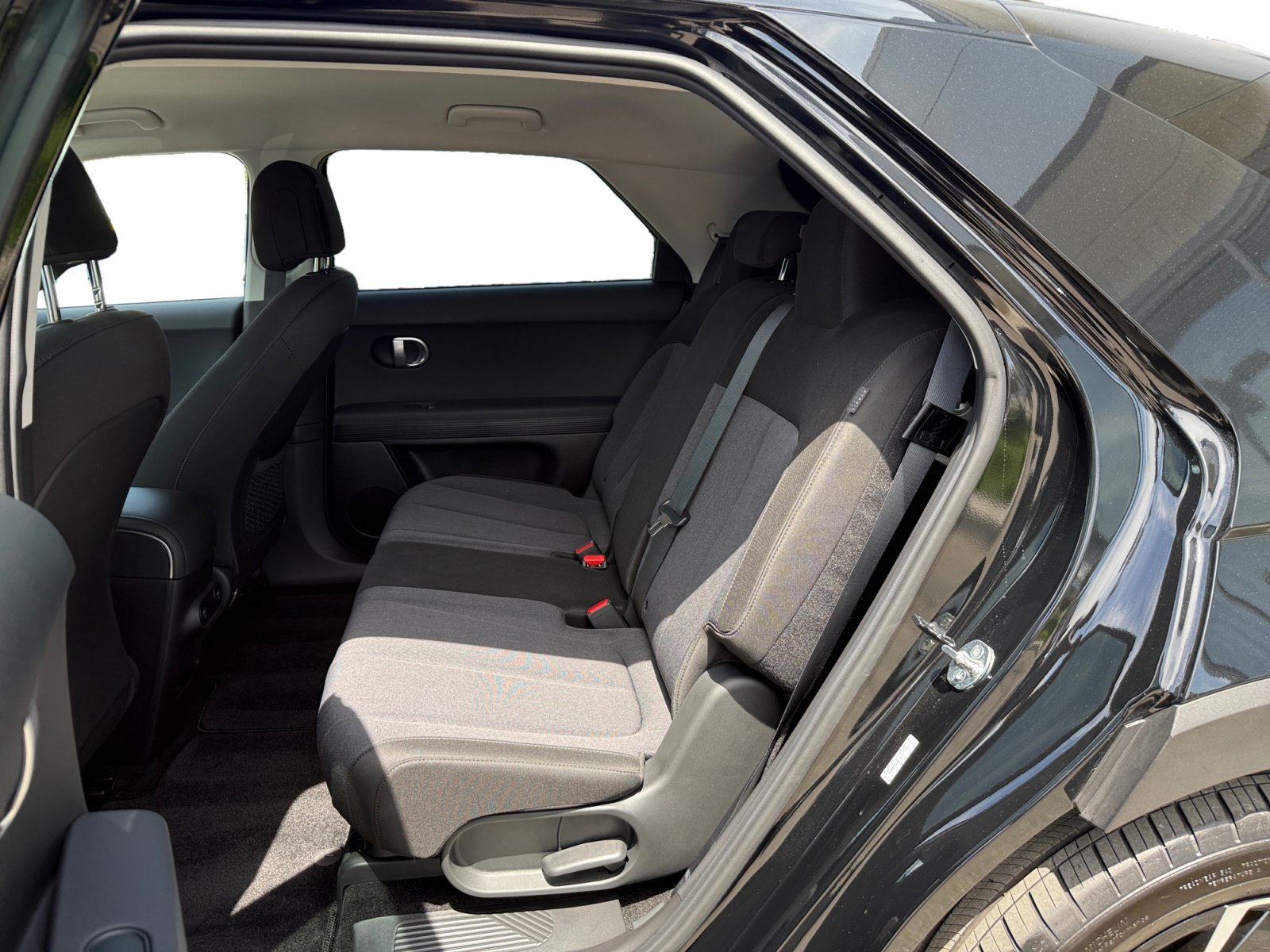 Certified Used 2024 Abyss Black Hyundai SEL image 16