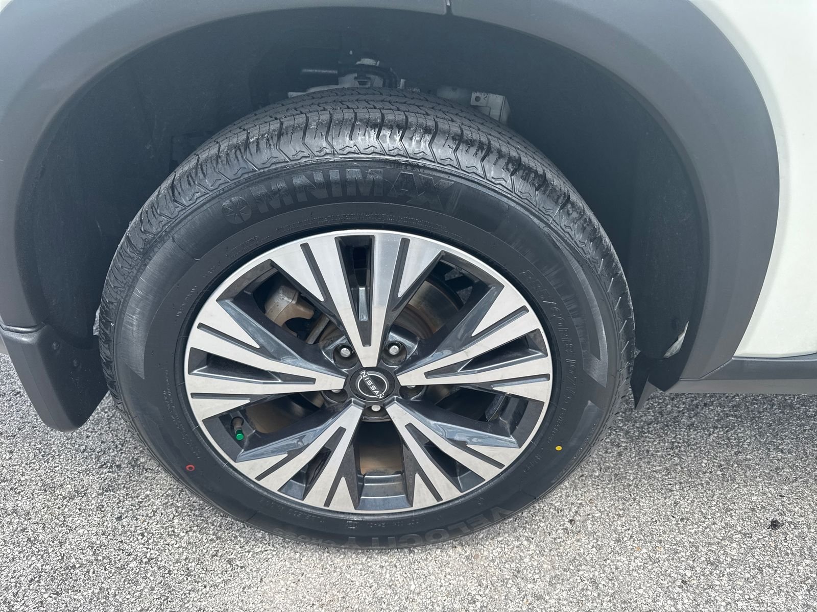 Certified Used 2023 White Nissan SV image 10