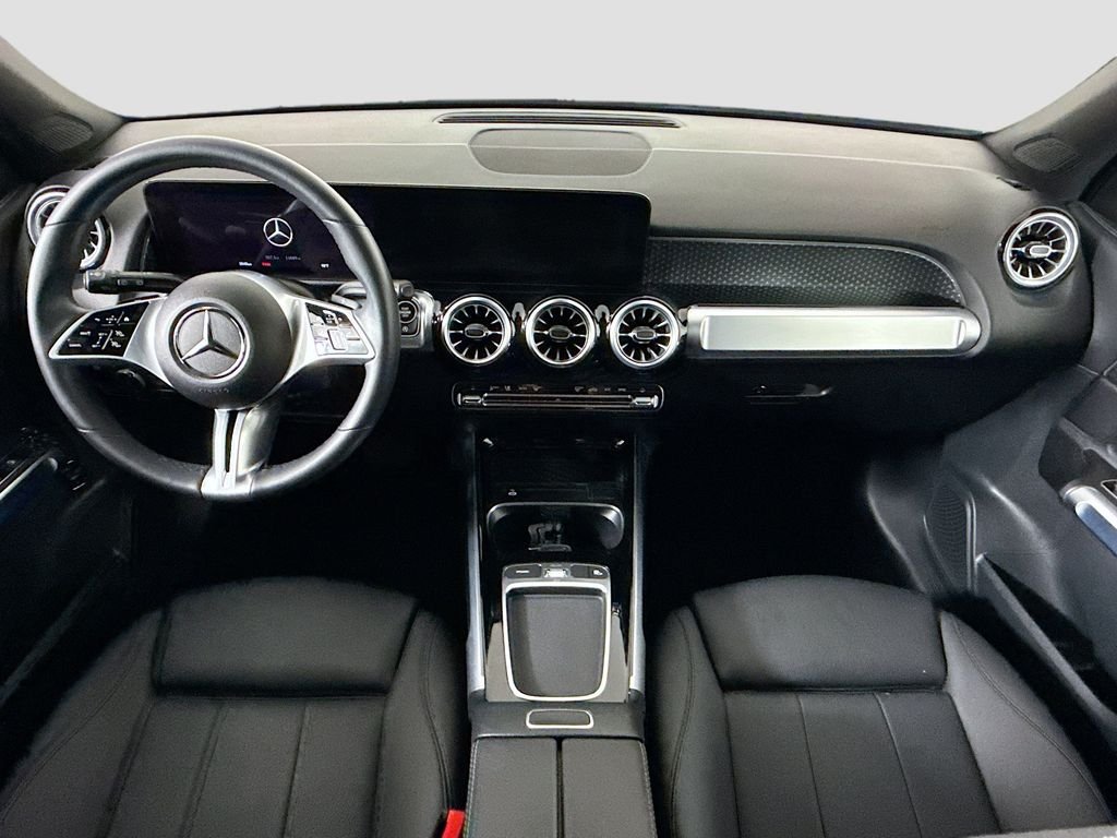 Used 2025 Night Black Mercedes-Benz GLB 250 image 13