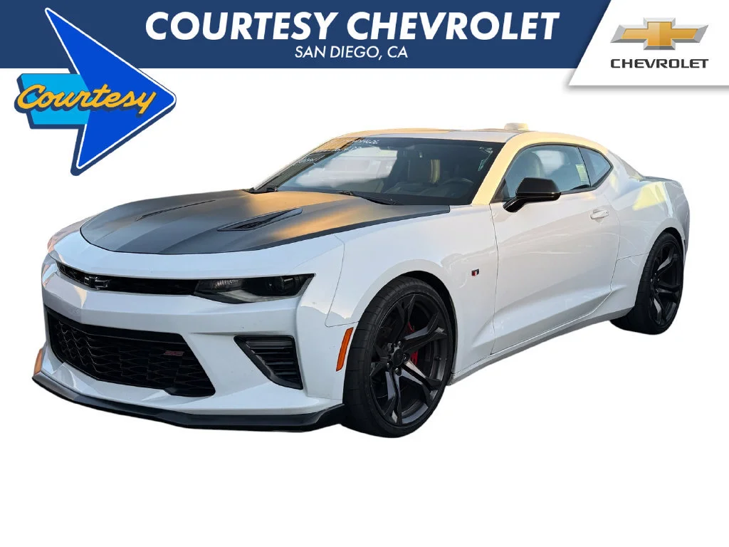 Used 2018 SUMMIT WHITE Chevrolet 1SS image 1