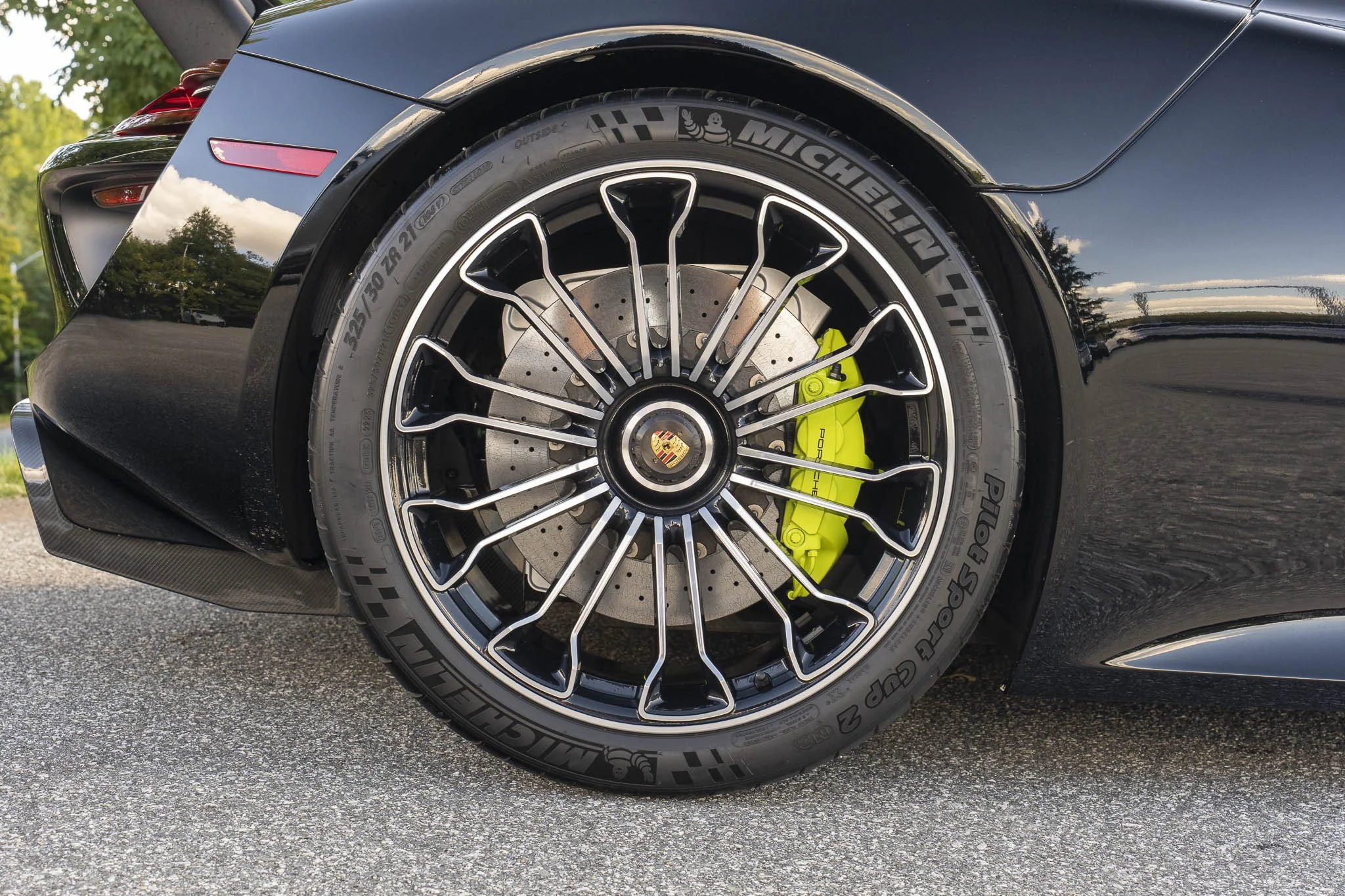 Used 2015 Black Porsche  image 13