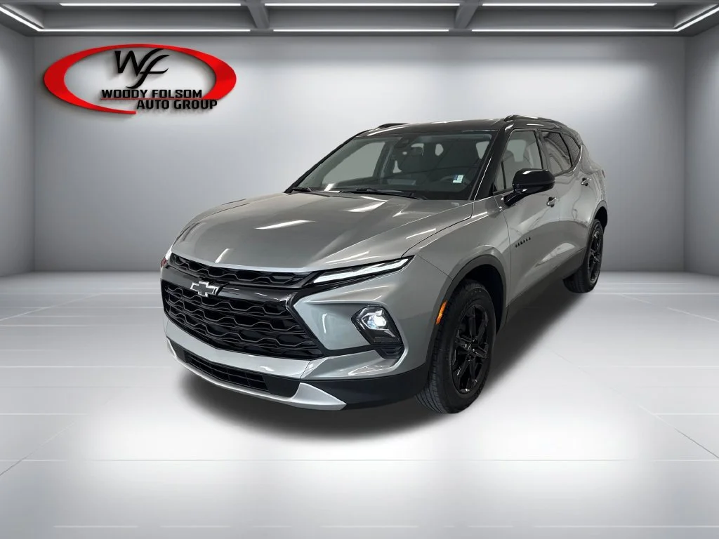 New 2026 Sterling Gray Metallic Chevrolet 2LT image 3