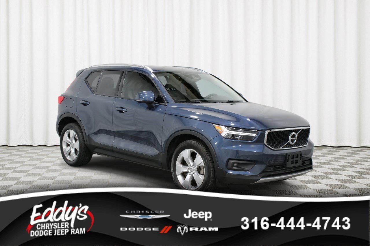 2022 Volvo XC40