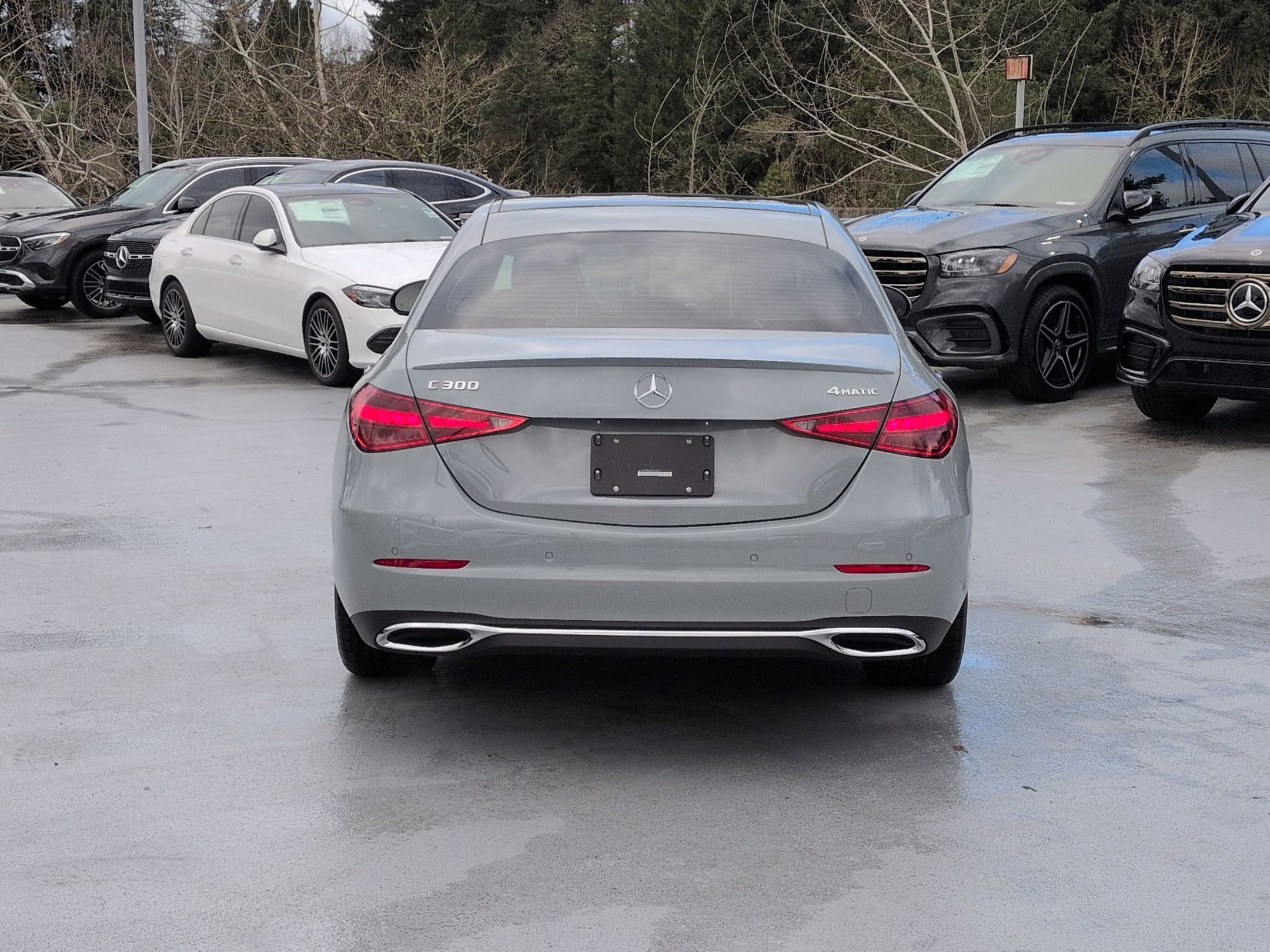 New 2026 MANUFAKTUR Alpine Grey Mercedes-Benz C 300 image 44