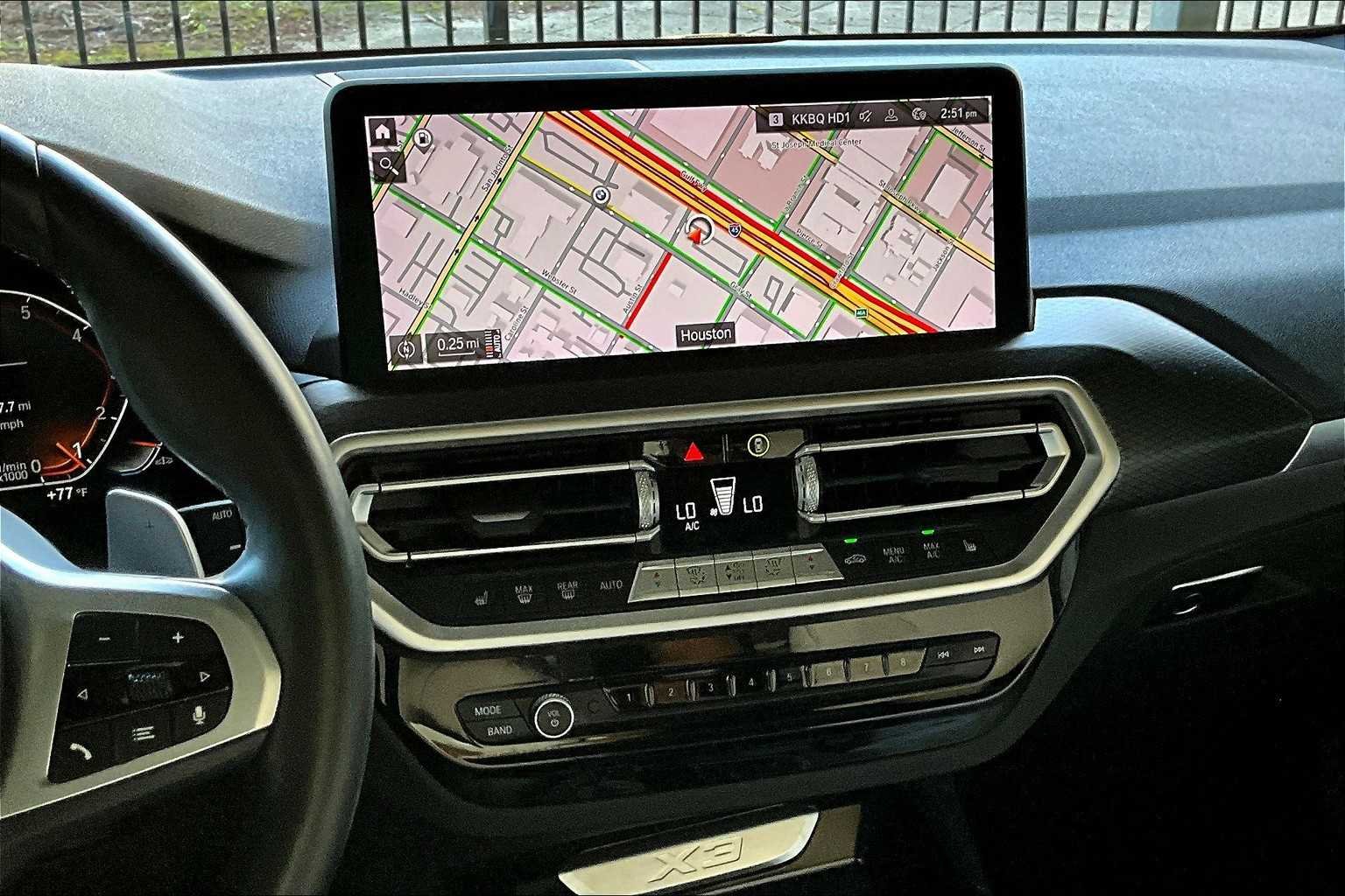 Used 2022 Carbon Black Metallic BMW sDrive30i image 6