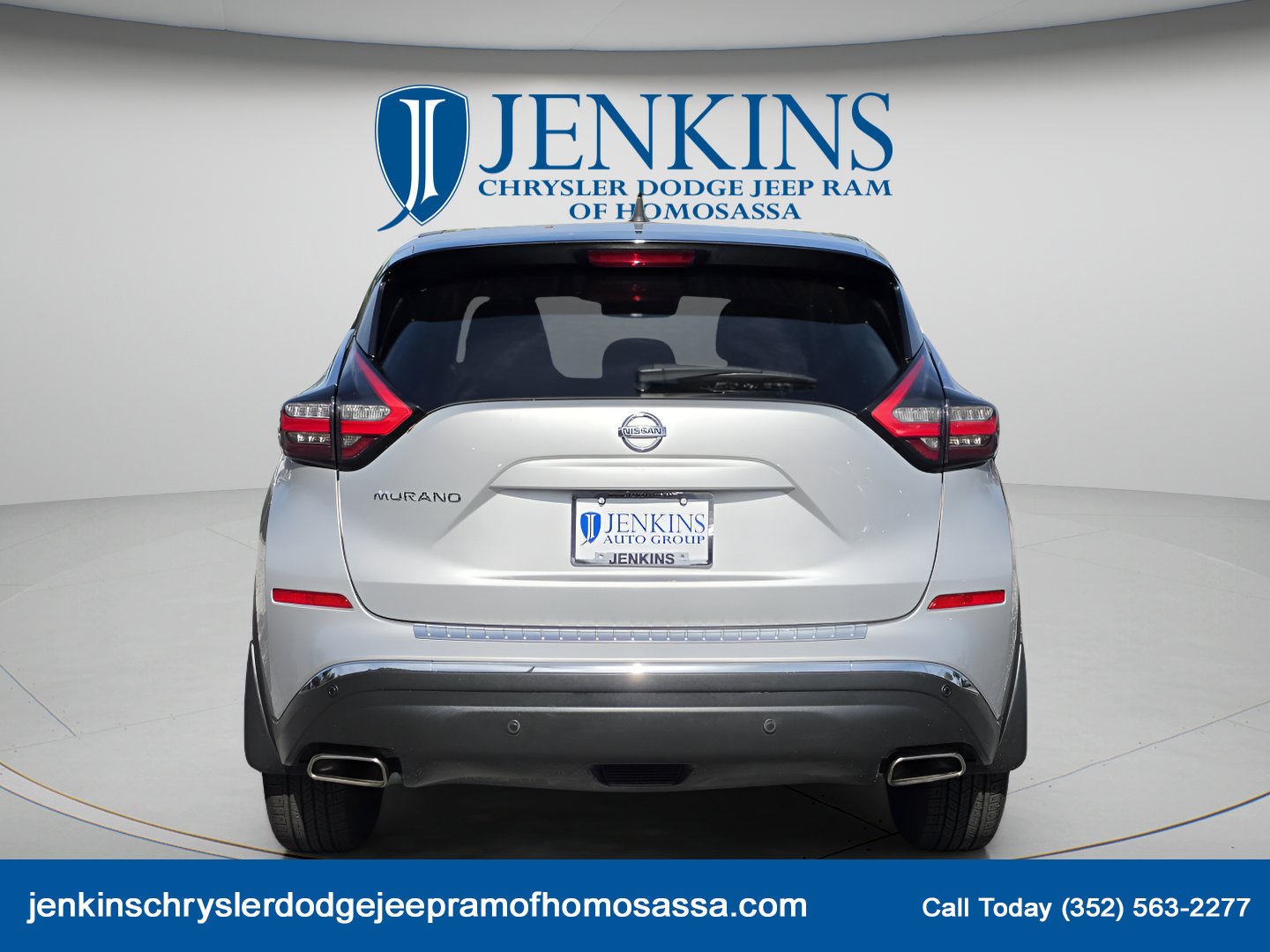Used 2022 Brilliant Silver Metallic Nissan S image 5