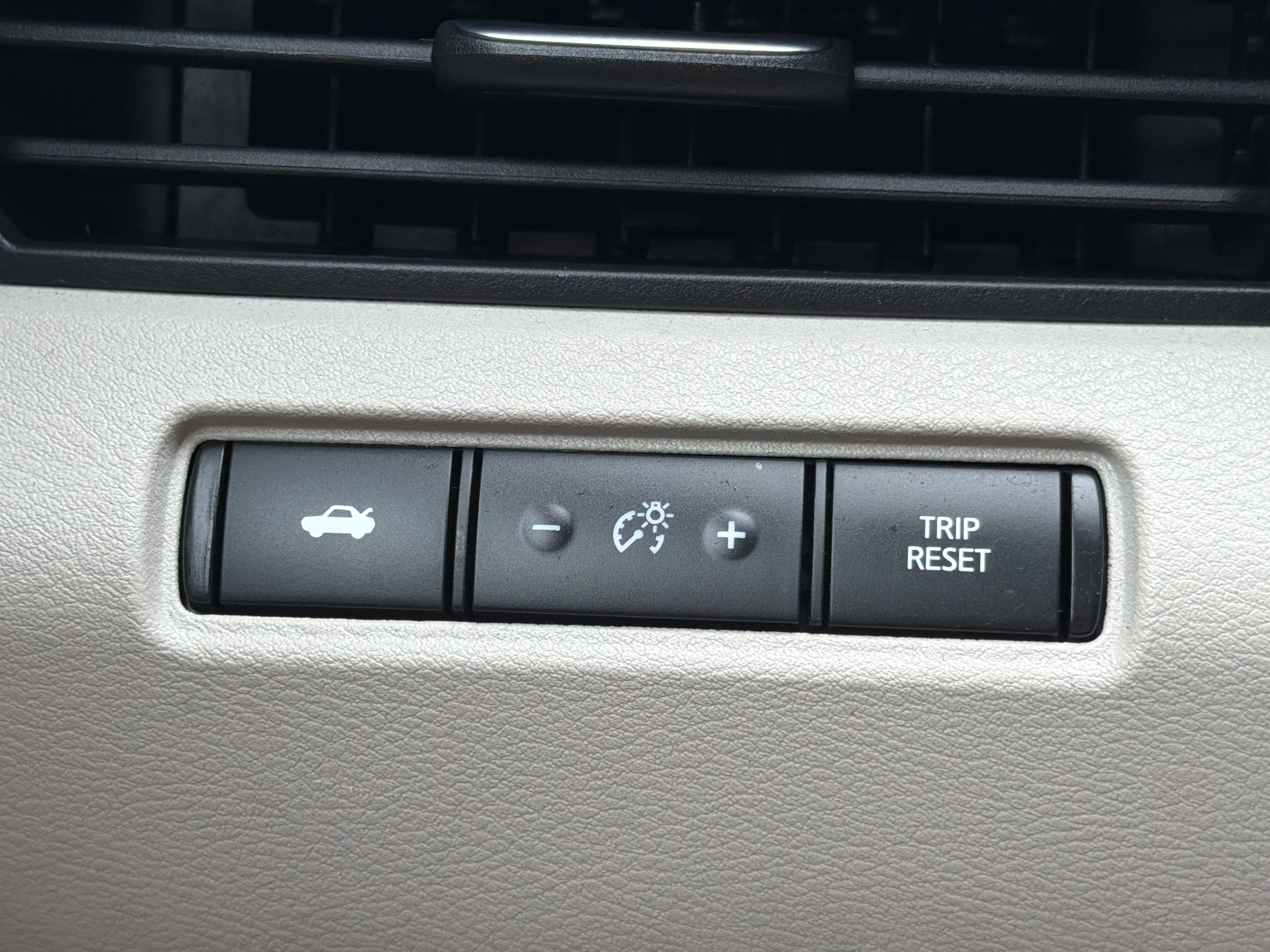 Used 2025 Super Black Nissan SV image 12